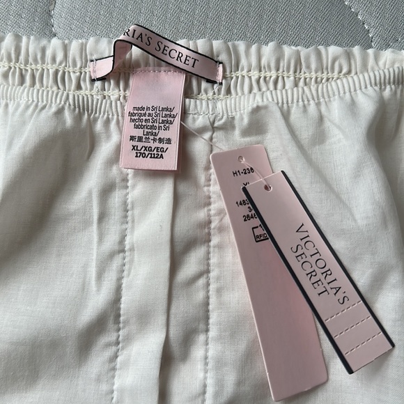 New - Picture 2 of 4